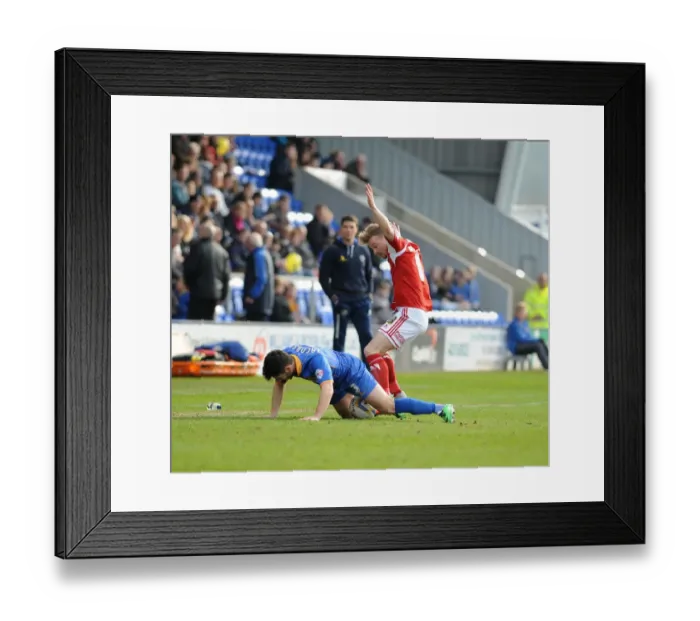 Framed Print : Intense Rivalry: Wade Elliott vs Joe Jacobson Battle