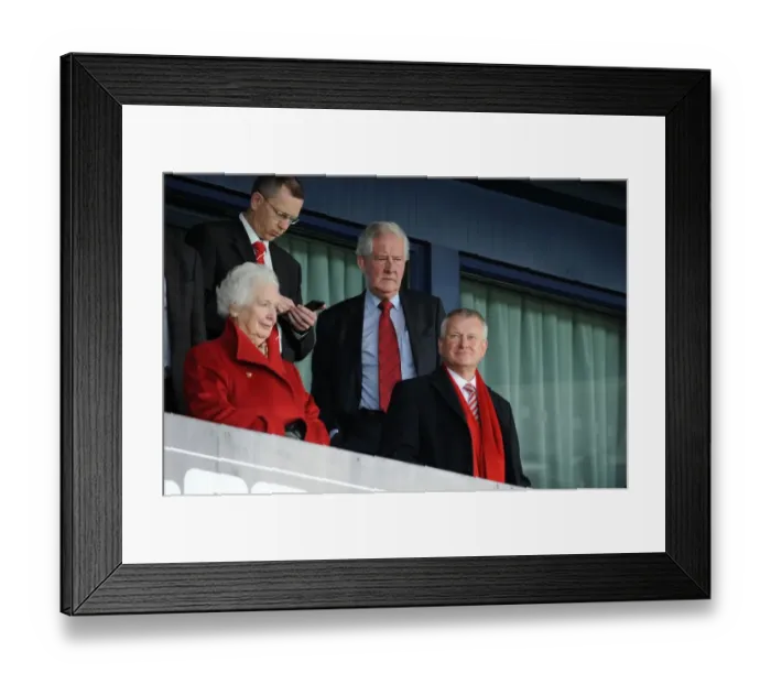 Framed Print : Bristol City at Shrewsbury Town, March 8, 2014: Steve Lansdown in Action Framed Print : Bristol City at Shrewsbury Town, March 8, 2014: Steve Lansdown in Action
