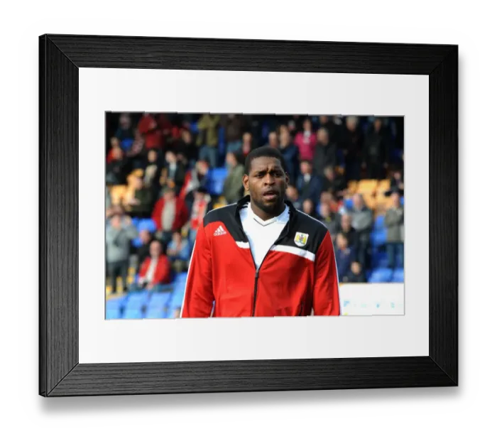 Framed Print : Jay Emmanuel-Thomas of Bristol City in Action against Shrewsbury Town, March 8, 2014 Framed Print : Jay Emmanuel-Thomas of Bristol City in Action against Shrewsbury Town, March 8, 2014