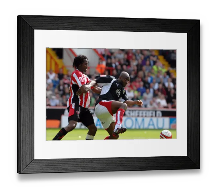 Framed Print : Dele Adebola