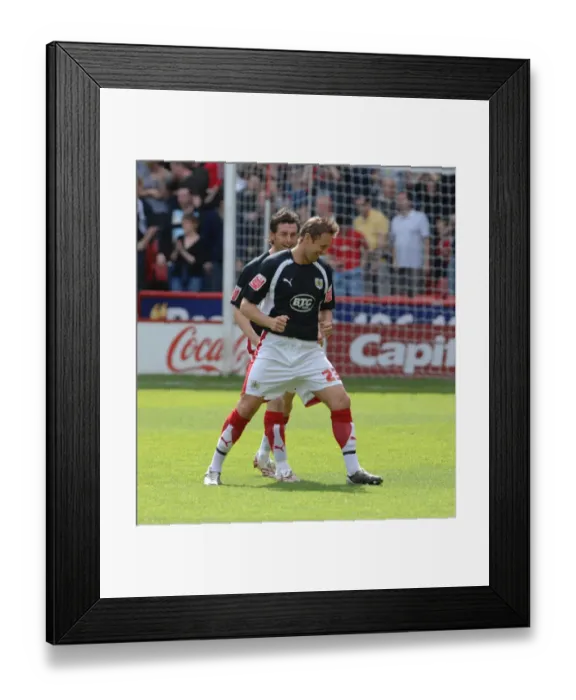 Framed Print : McAllister and Trundle: A Formidable Duo in Sheffield United vs. Bristol City