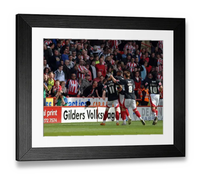 Framed Print : Thrilling Team Celebration: Sheffield United vs. Bristol City Framed Print : Thrilling Team Celebration: Sheffield United vs. Bristol City