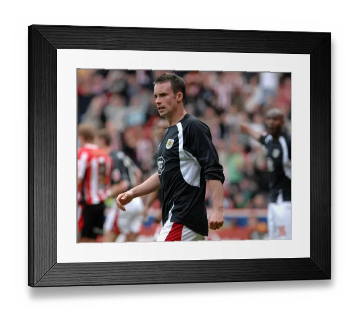Framed Print : Football Rivalry: Michael McIndoe in Action - Sheffield United vs. Bristol City Framed Print : Football Rivalry: Michael McIndoe in Action - Sheffield United vs. Bristol City