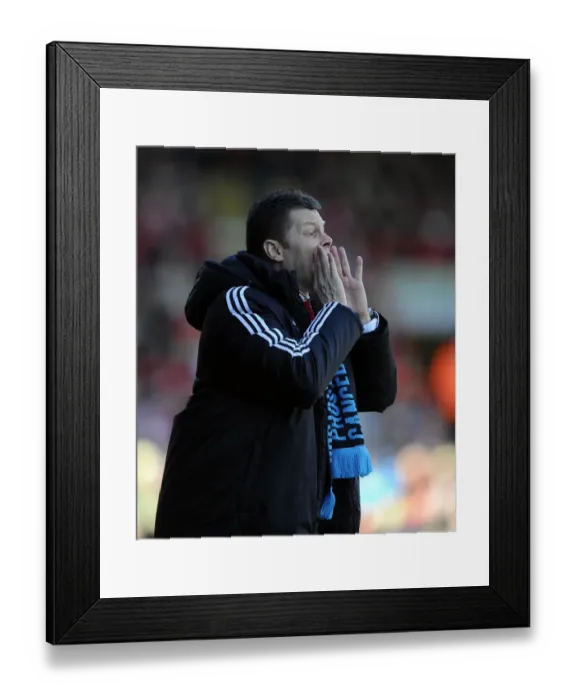 Framed Print : Steve Cotterill in Action: Bristol City vs Swindon Town, Sky Bet League One, March 2014