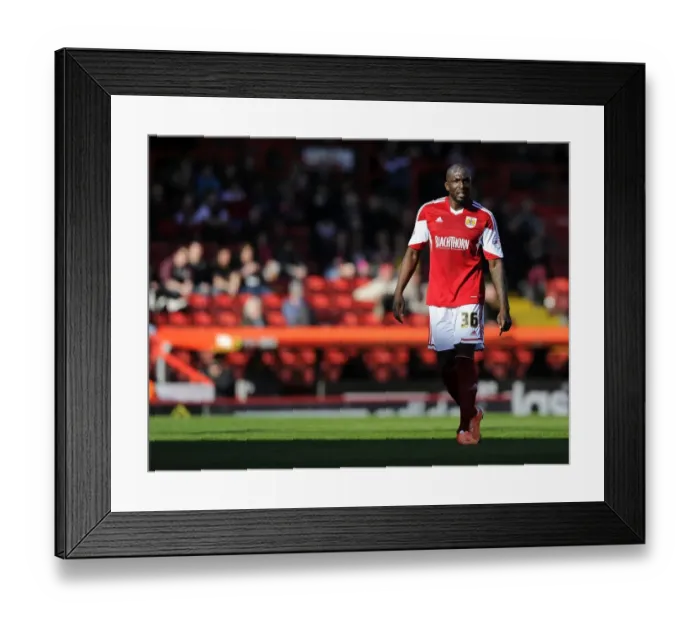 Framed Print : Bristol City's Nyron Nosworthy in Action against Swindon Town, Sky Bet League One, 2014 Framed Print : Bristol City's Nyron Nosworthy in Action against Swindon Town, Sky Bet League One, 2014
