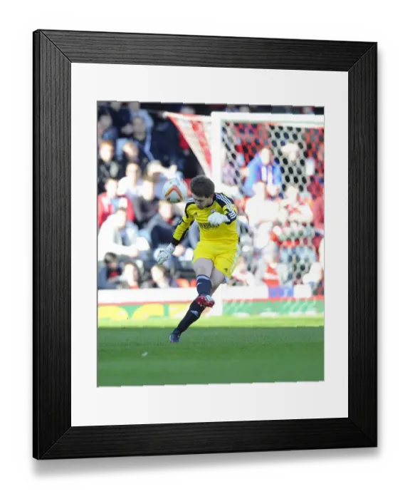 Framed Print : Bristol City's Frank Fielding in Action: Swindon Town vs. Bristol City, Sky Bet League One, 2014 Framed Print : Bristol City's Frank Fielding in Action: Swindon Town vs. Bristol City, Sky Bet League One, 2014