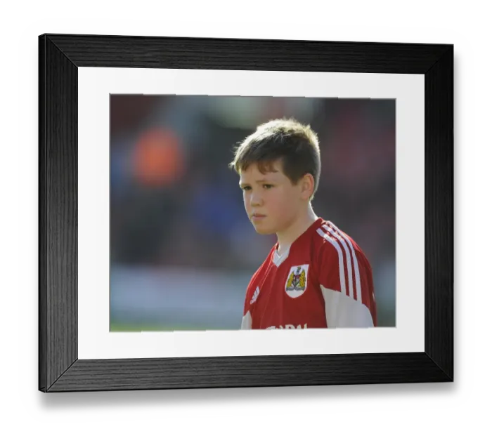 Framed Print : Bristol City vs Swindon Town: League One Showdown at Ashton Gate Framed Print : Bristol City vs Swindon Town: League One Showdown at Ashton Gate