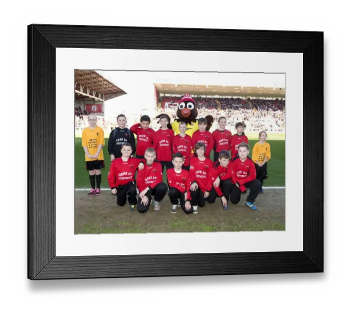 Framed Print : Bristol City vs Swindon Town Rivalry: A Football Clash at Ashton Gate (March 15, 2014) Framed Print : Bristol City vs Swindon Town Rivalry: A Football Clash at Ashton Gate (March 15, 2014)