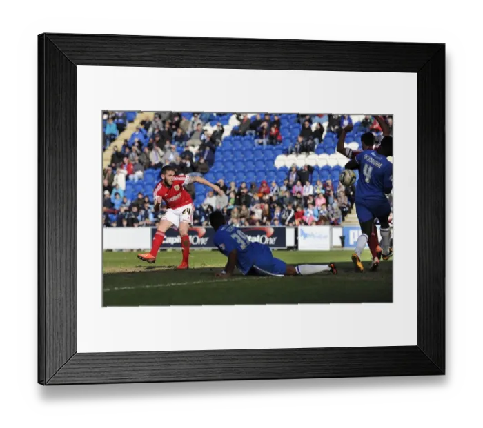 Framed Print : Martin Paterson Scores for Bristol City against Colchester United, 2014 Framed Print : Martin Paterson Scores for Bristol City against Colchester United, 2014