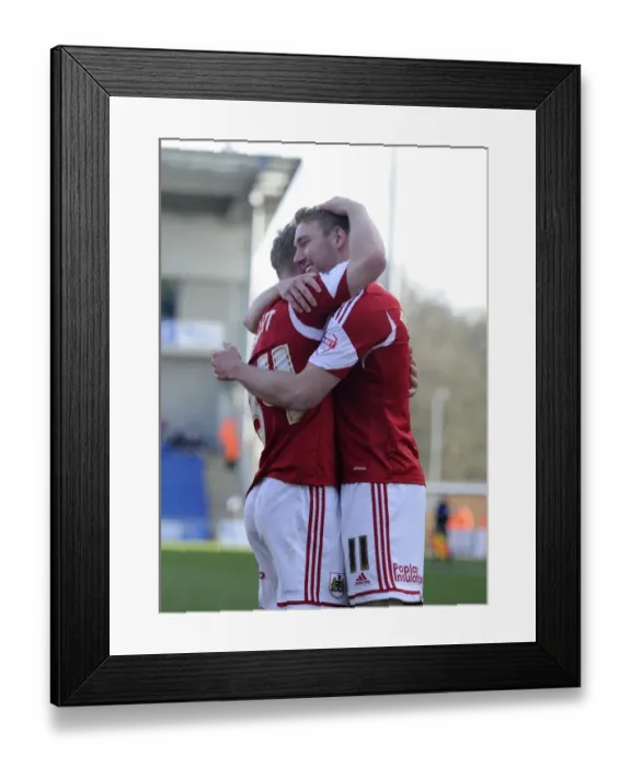 Framed Print : Bristol City's Scott Wagstaff and Simon Gillett Celebrate Goal Against Colchester United, March 2014