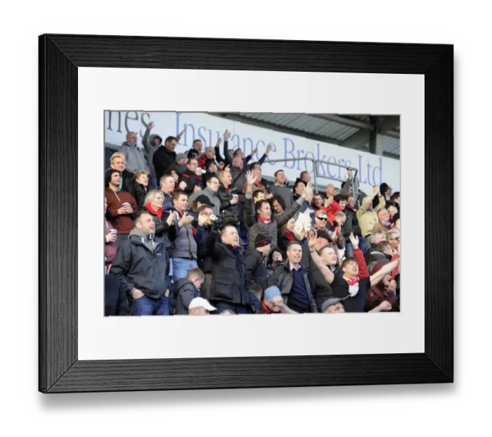Framed Print : Bristol City Fans in Full Force: Sky Bet League One Showdown against Colchester United (22 March 2014) Framed Print : Bristol City Fans in Full Force: Sky Bet League One Showdown against Colchester United (22 March 2014)