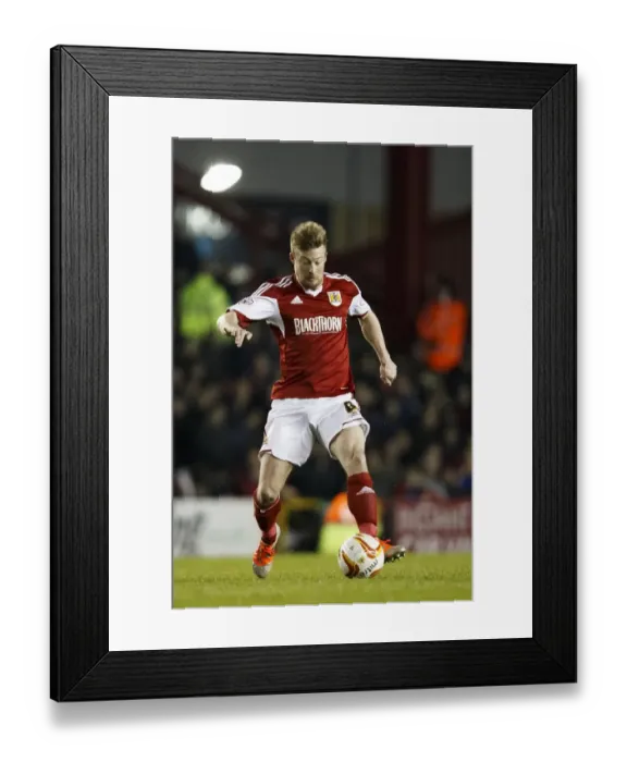 Framed Print : Wade Elliott in Action: Bristol City vs Port Vale, Sky Bet League One, Ashton Gate, 2014