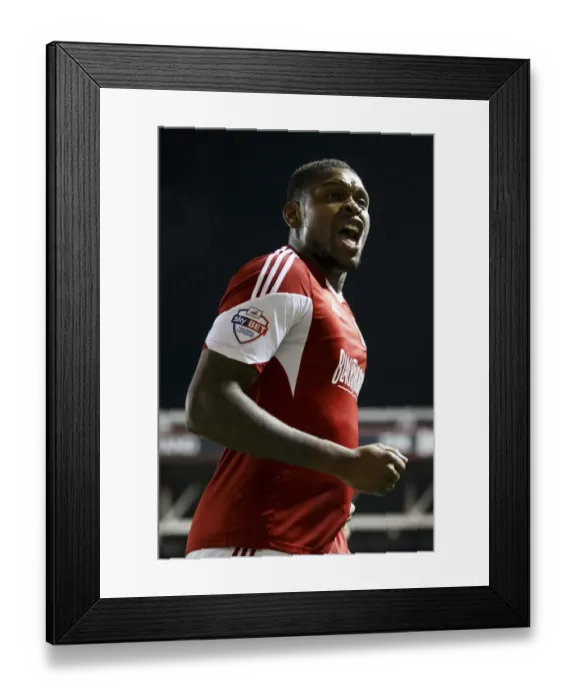 Framed Print : Jay Emmanuel-Thomas Scores the Opener for Bristol City against Port Vale, Sky Bet League One, 2014 Framed Print : Jay Emmanuel-Thomas Scores the Opener for Bristol City against Port Vale, Sky Bet League One, 2014