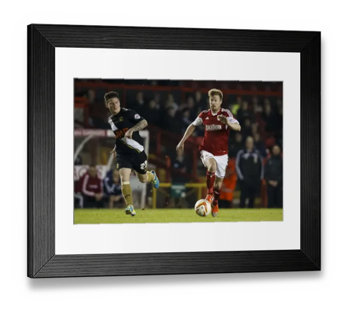 Framed Print : Bristol City's Wade Elliott Outmaneuvers Port Vale's Billy Knott in Sky Bet League One Clash Framed Print : Bristol City's Wade Elliott Outmaneuvers Port Vale's Billy Knott in Sky Bet League One Clash