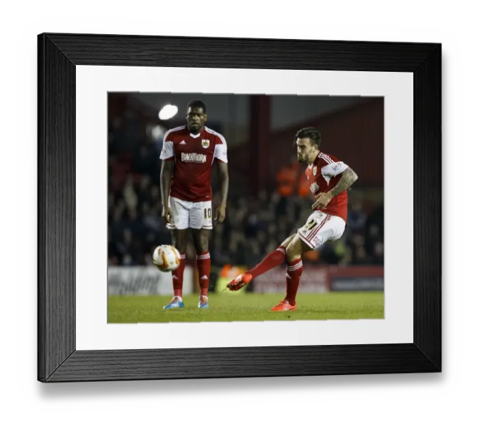 Framed Print : Marlon Pack's Powerful Free Kick – Bristol City vs Port Vale, Sky Bet League One