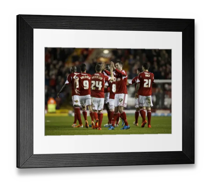 Framed Print : Bristol City's Jay Emmanuel-Thomas Scores Fourth Goal in 4-0 Victory over Port Vale