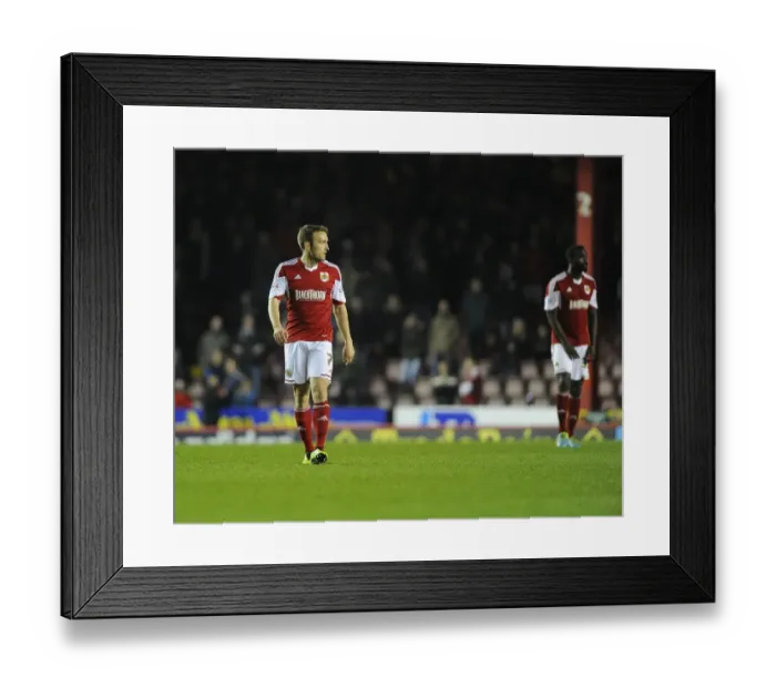 Framed Print : Bristol City's Liam Kelly Returns: First Appearance of the Season Against Swindon Town in Sky Bet League One Framed Print : Bristol City's Liam Kelly Returns: First Appearance of the Season Against Swindon Town in Sky Bet League One