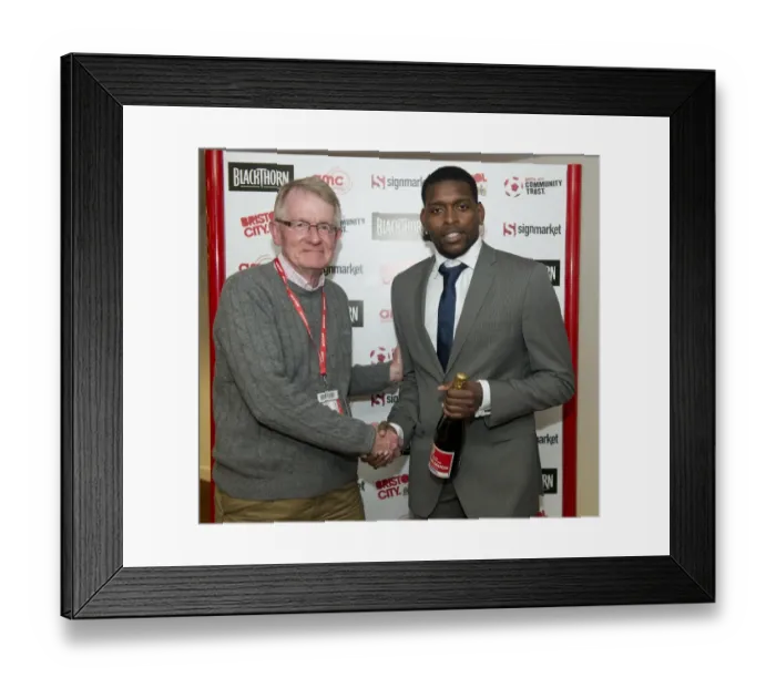 Framed Print : Bristol City vs Swindon Town Clash in Sky Bet League One Action at Ashton Gate, 2014 Framed Print : Bristol City vs Swindon Town Clash in Sky Bet League One Action at Ashton Gate, 2014