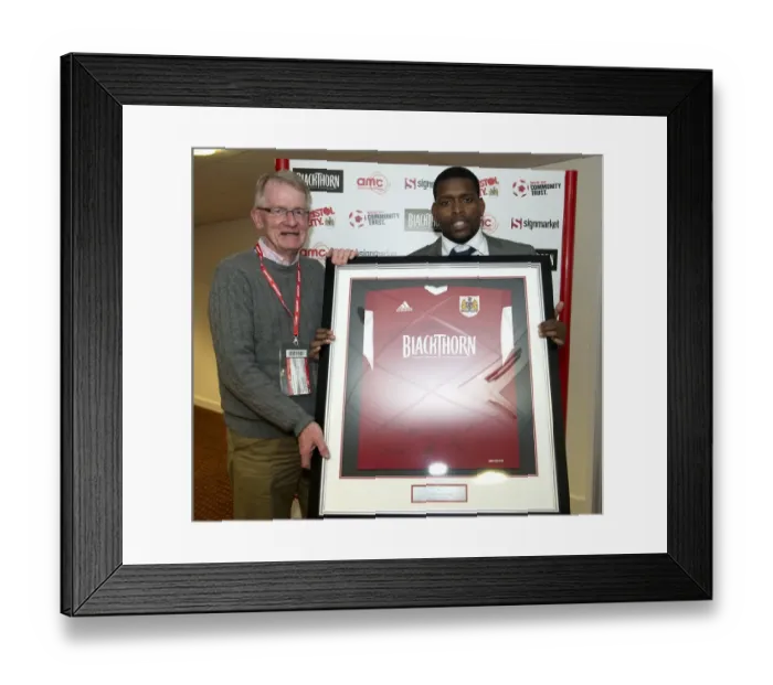 Framed Print : Bristol City vs Swindon Town: A Rivalry Renewed in Sky Bet League One (March 15, 2014) Framed Print : Bristol City vs Swindon Town: A Rivalry Renewed in Sky Bet League One (March 15, 2014)
