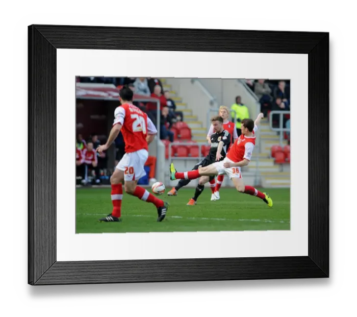 Framed Print : Bristol City's Wade Elliott Scores Game-Winning Goal vs. Rotherham United, March 2014 Framed Print : Bristol City's Wade Elliott Scores Game-Winning Goal vs. Rotherham United, March 2014