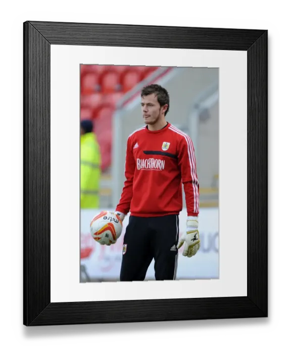 Framed Print : Bristol City's Dave Richards in Action Against Rotherham United, March 2014 Framed Print : Bristol City's Dave Richards in Action Against Rotherham United, March 2014