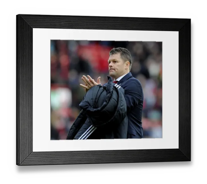 Framed Print : Steve Cotterill Leads Bristol City in Sky Bet League One Clash against Preston North End (05-04-2014) Framed Print : Steve Cotterill Leads Bristol City in Sky Bet League One Clash against Preston North End (05-04-2014)