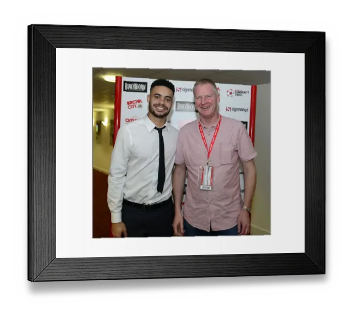 Framed Print : Battling in League One: Bristol City vs Preston North End (April 2014) Framed Print : Battling in League One: Bristol City vs Preston North End (April 2014)
