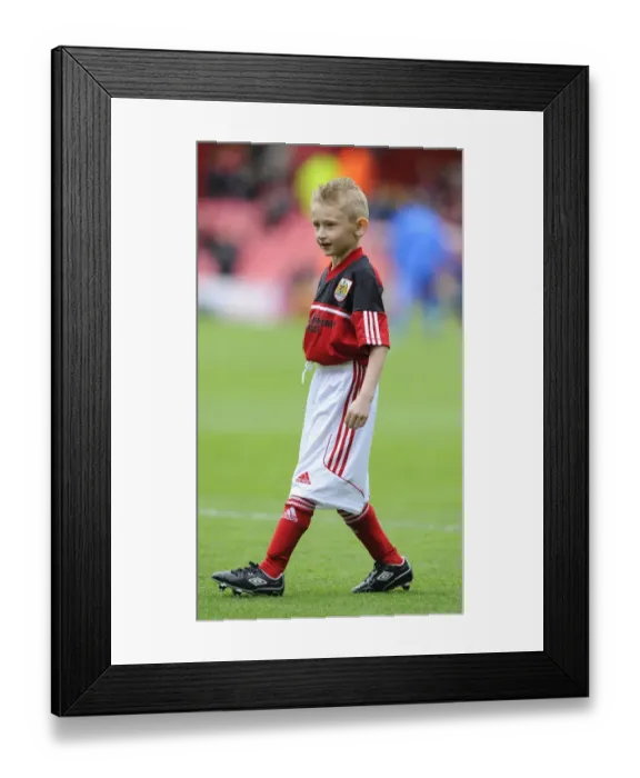 Framed Print : Thrilling Showdown: Bristol City vs Preston North End in Sky Bet League One (05 / 04 / 2014) Framed Print : Thrilling Showdown: Bristol City vs Preston North End in Sky Bet League One (05 / 04 / 2014)