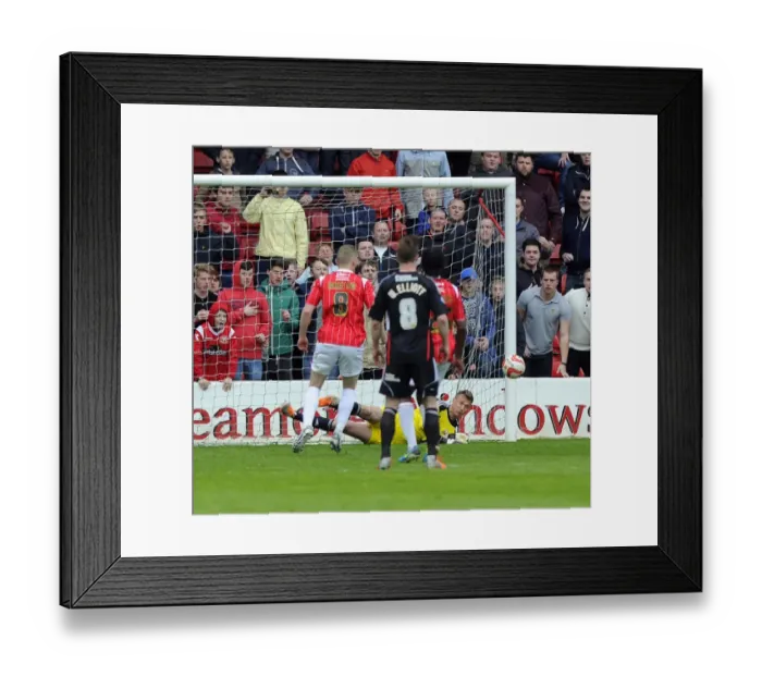 Framed Print : Walsall vs. Bristol City: The Football Showdown of April 12, 2014 Framed Print : Walsall vs. Bristol City: The Football Showdown of April 12, 2014
