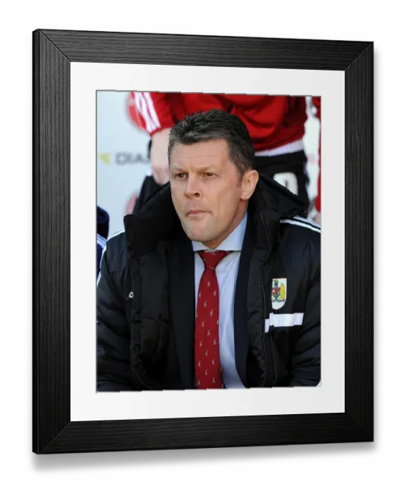 Framed Print : Steve Cotterill Leads Bristol City in League One Showdown at Walsall's Banks Stadium (April 2014) Framed Print : Steve Cotterill Leads Bristol City in League One Showdown at Walsall's Banks Stadium (April 2014)