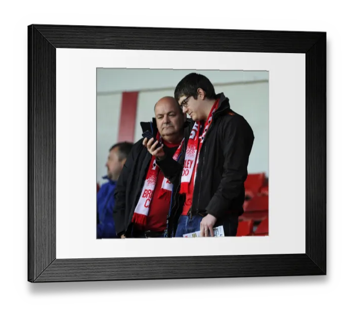 Framed Print : Bristol City Fans in Full Force at Walsall's Banks Stadium, Sky Bet League One (12 / 04 / 2014)