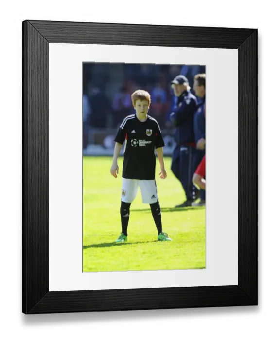 Framed Print : Clash at Banks Stadium: Walsall vs. Bristol City - Sky Bet League One Football Match, April 12, 2014 Framed Print : Clash at Banks Stadium: Walsall vs. Bristol City - Sky Bet League One Football Match, April 12, 2014