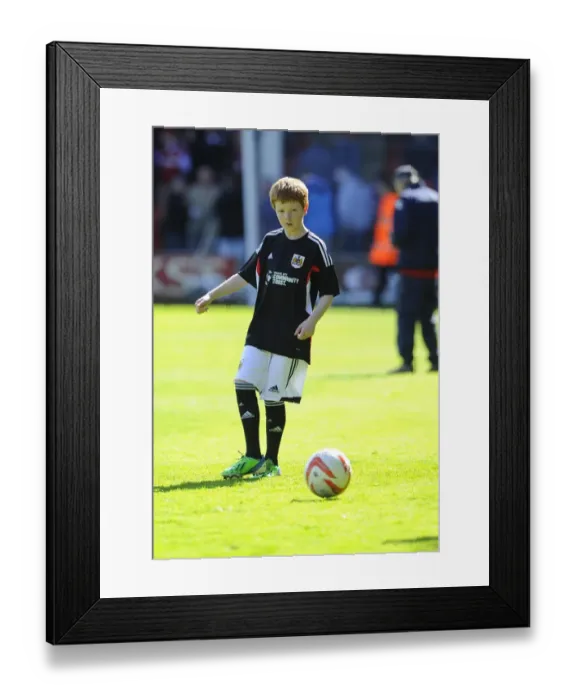 Framed Print : Clash at Banks Stadium: Walsall vs. Bristol City - Sky Bet League One Football Match - April 12, 2014 Framed Print : Clash at Banks Stadium: Walsall vs. Bristol City - Sky Bet League One Football Match - April 12, 2014
