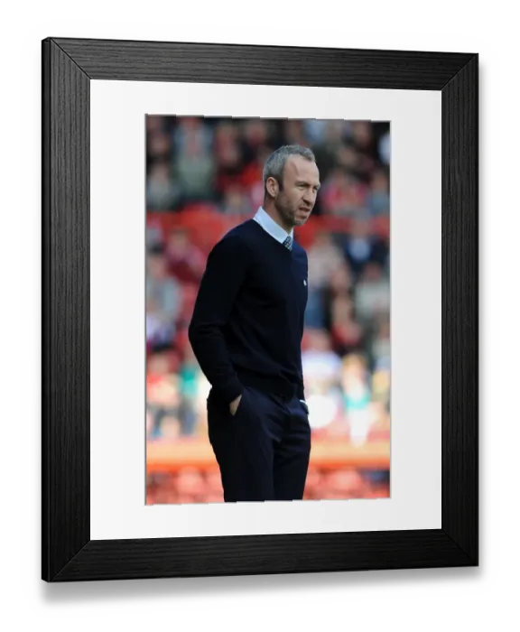 Framed Print : Sky Bet League One Clash: Shaun Derry at the Helm for Notts County against Bristol City (April 18, 2014) Framed Print : Sky Bet League One Clash: Shaun Derry at the Helm for Notts County against Bristol City (April 18, 2014)