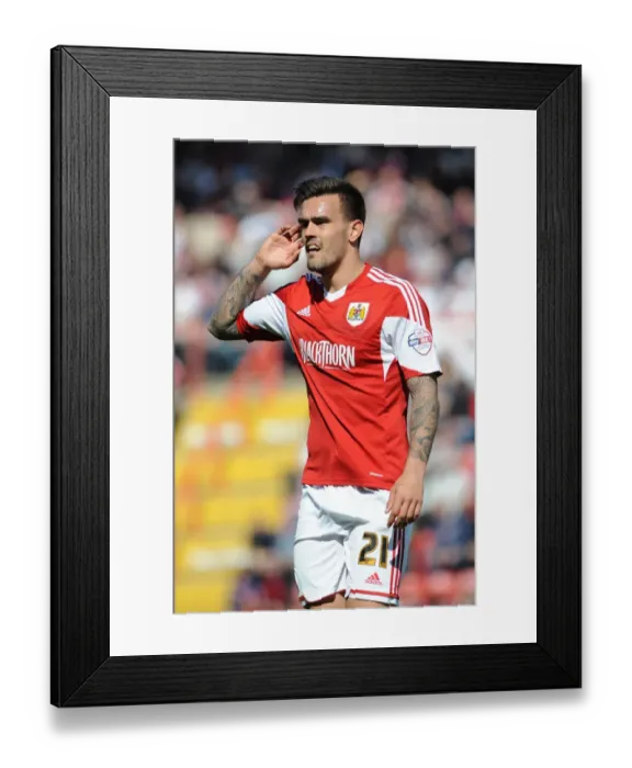 Framed Print : Marlon Pack in Action: Bristol City vs. Notts County, Sky Bet League One, 2014