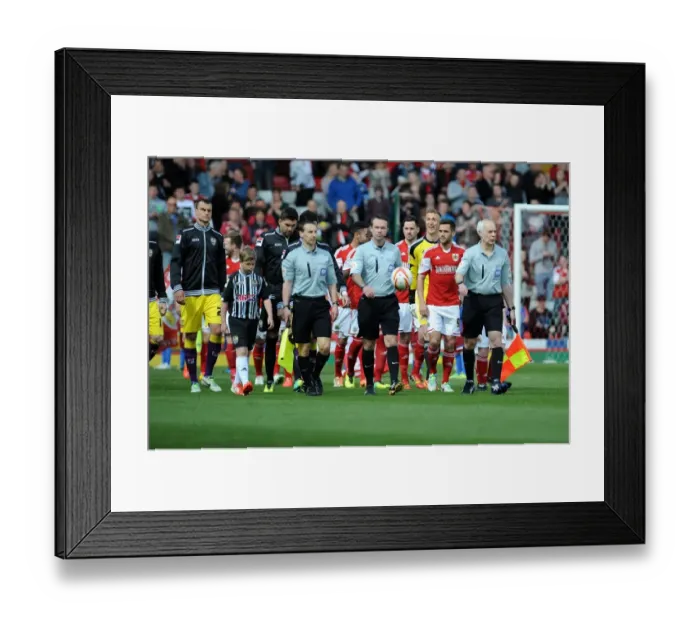 Framed Print : Bristol City vs Notts County: A Thrilling Sky Bet League One Clash at Ashton Gate (April 2014) Framed Print : Bristol City vs Notts County: A Thrilling Sky Bet League One Clash at Ashton Gate (April 2014)
