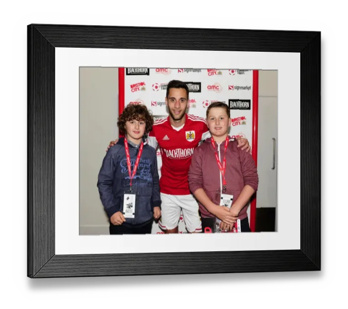 Framed Print : Bristol City FC: Dougie Allward's Captivating Image of Triumphant Players Celebrating Sky Bet League One Victory over Notts County (18 / 04 / 2014)