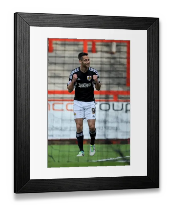 Framed Print : Sam Baldock's Game-Winning Goal for Bristol City against Stevenage, April 2014 Framed Print : Sam Baldock's Game-Winning Goal for Bristol City against Stevenage, April 2014