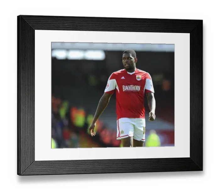 Framed Print : Jay Emmanuel-Thomas in Action: Bristol City vs Crewe, Sky Bet League One, April 2014 Framed Print : Jay Emmanuel-Thomas in Action: Bristol City vs Crewe, Sky Bet League One, April 2014