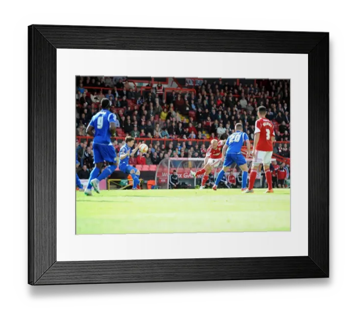 Framed Print : Bristol City's Simon Gillett Scores a Missed Opportunity Against Crewe - April 26, 2014