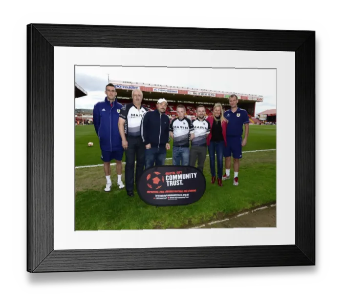 Framed Print : Thrilling League One Clash: Bristol City vs Crewe at Ashton Gate (April 2014) Framed Print : Thrilling League One Clash: Bristol City vs Crewe at Ashton Gate (April 2014)