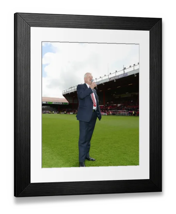 Framed Print : Steve Lansdown, Majority Share Holder of Bristol City, at Ashton Gate during Bristol City vs Crewe (Joe Meredith / JMP, 26.04.2014)