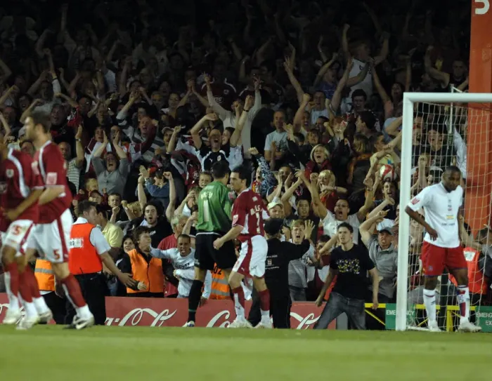 Framed Print : 2007-08 Play-Off Showdown: Bristol City vs. Crystal Palace