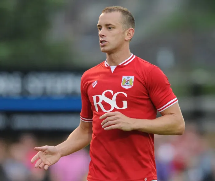 Framed Print : Aaron Wilbraham in Action: Bristol City vs Bath City Pre-Season Friendly, 2015 Framed Print : Aaron Wilbraham in Action: Bristol City vs Bath City Pre-Season Friendly, 2015