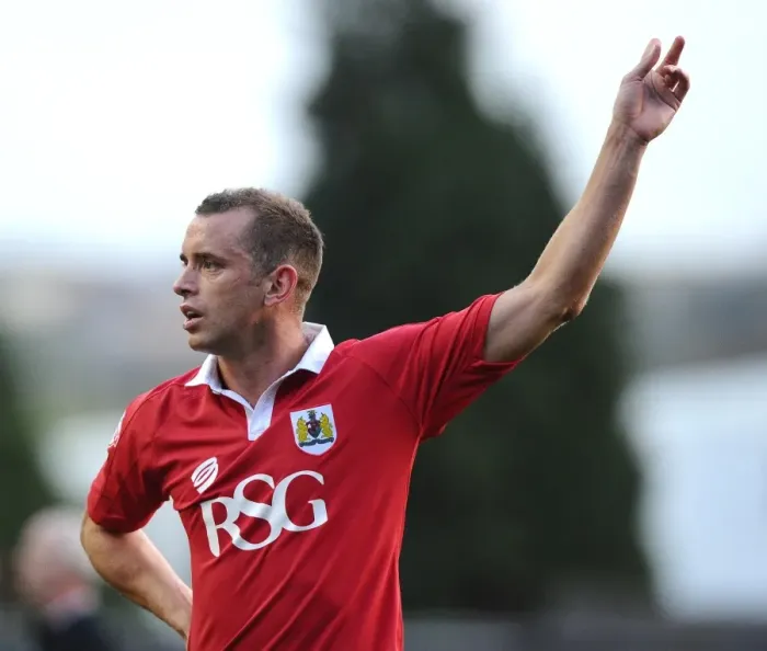 Framed Print : Aaron Wilbraham in Action: Bristol City vs Oldham Athletic, November 2014 Framed Print : Aaron Wilbraham in Action: Bristol City vs Oldham Athletic, November 2014