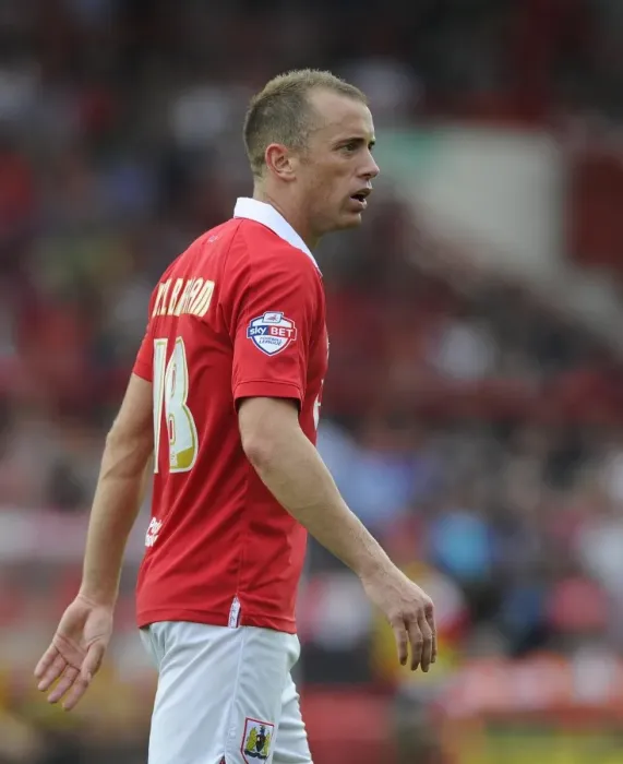 Framed Print : Aaron Wilbraham in Action: Bristol City vs Scunthorpe United, September 6, 2014 - Sky Bet League One Football Match Framed Print : Aaron Wilbraham in Action: Bristol City vs Scunthorpe United, September 6, 2014 - Sky Bet League One Football Match