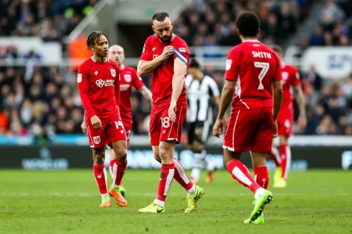 Framed Print : Aaron Wilbraham of Bristol City vs Newcastle United, Sky Bet EFL Championship, 2017 Framed Print : Aaron Wilbraham of Bristol City vs Newcastle United, Sky Bet EFL Championship, 2017