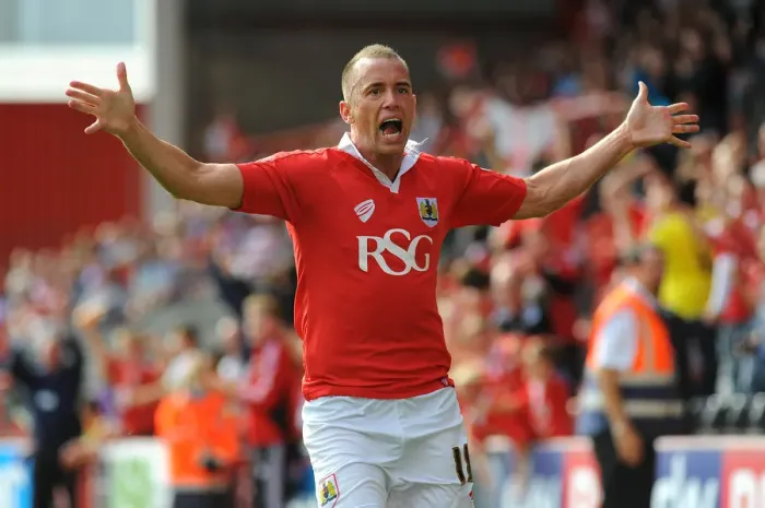 Framed Print : Aaron Wilbraham's Thrilling Goal Secures Victory for Bristol City over Doncaster Rovers