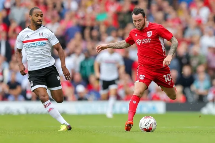 Framed Print : Action-Packed Championship Clash: Fulham vs. Bristol City (Lee Tomlin) Framed Print : Action-Packed Championship Clash: Fulham vs. Bristol City (Lee Tomlin)
