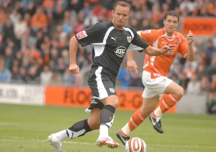 Framed Print : Action-Packed Moment: Lee Trundle vs. Blackpool vs. Bristol City